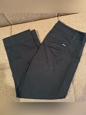 WHBM slim crop pants